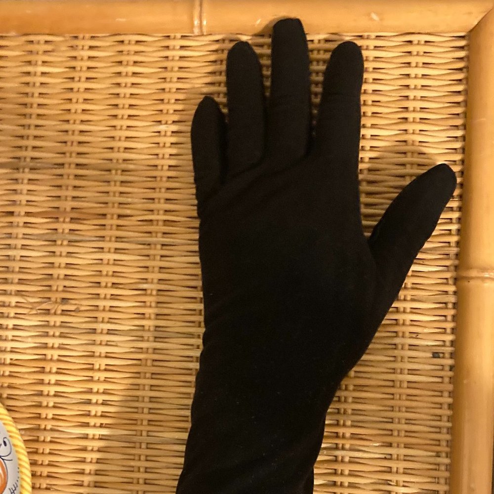 Washable Black suede gloves